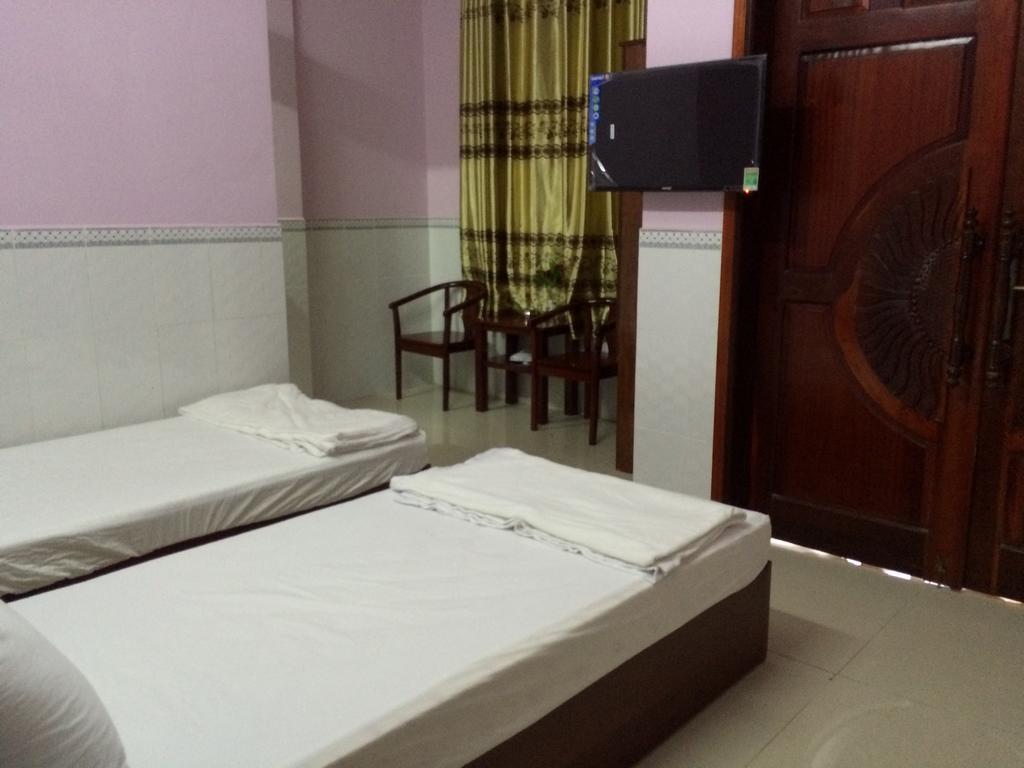 Hostel Garnet Кан То Екстериор снимка